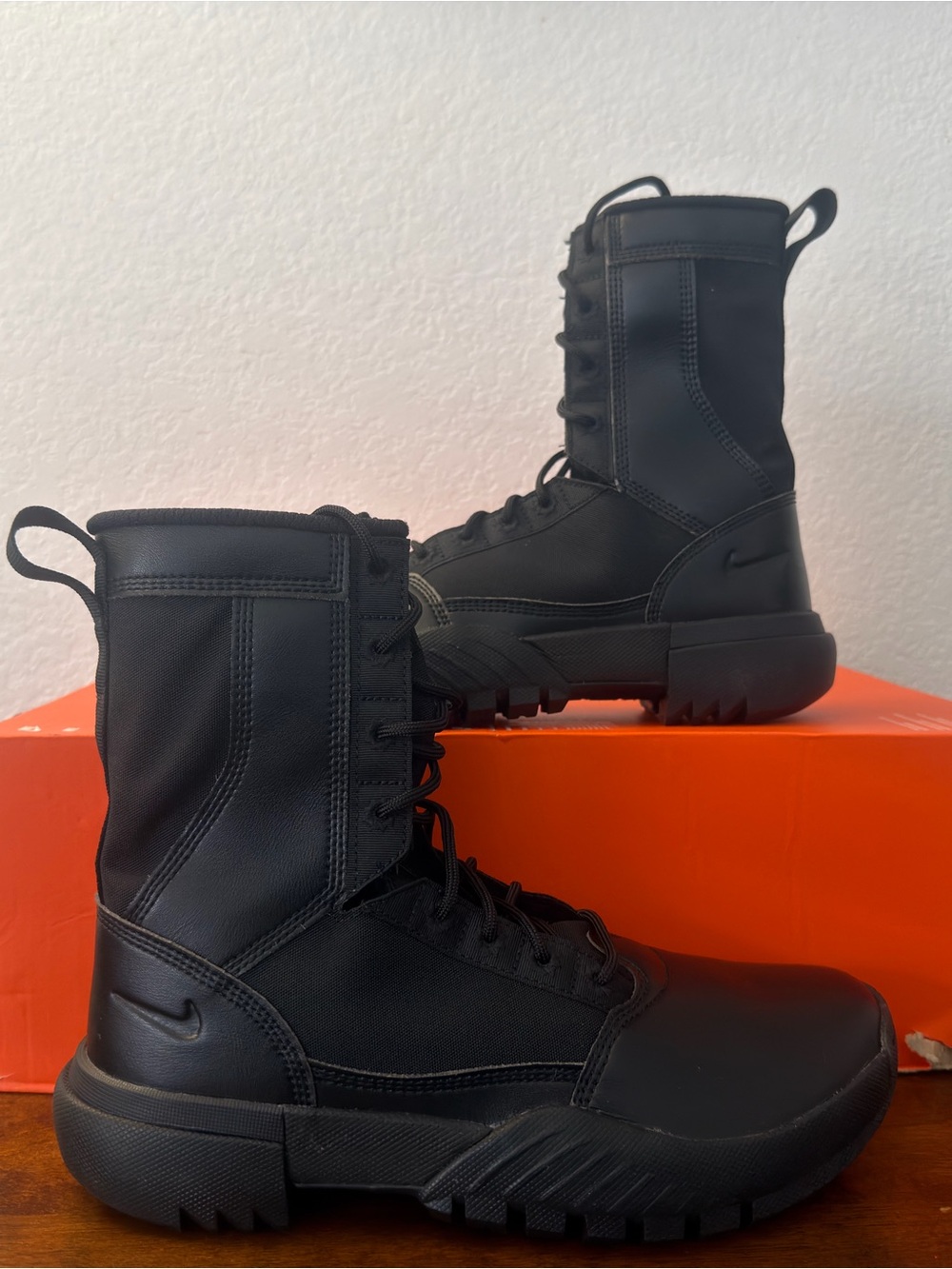 Nike SFB Air Field Ukiah 8" Tactical Boots 'Black' FV0573-001 Men's Size 8